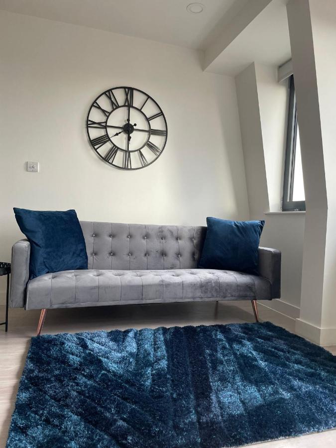 Premier Suite- Bedford City Centre With Free Gym & Parking Εξωτερικό φωτογραφία